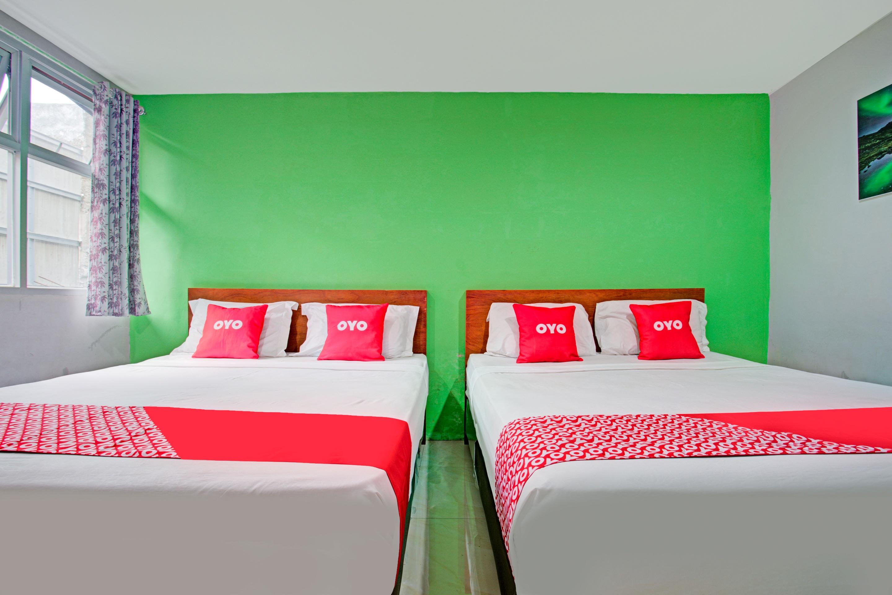 Super Oyo Collection O 3876 The Aurora Inn Лембанг Экстерьер фото